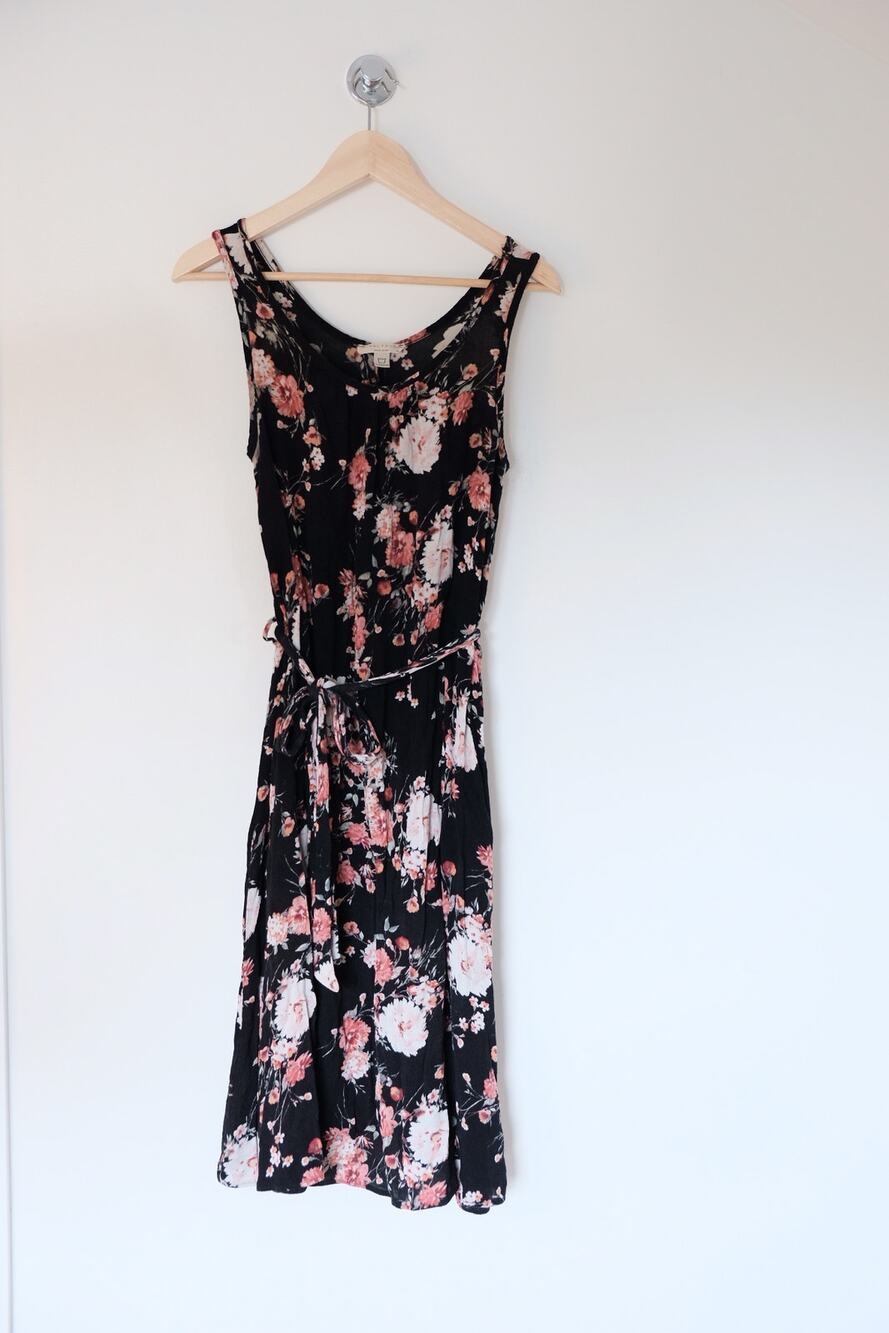 Black Floral Midi Dress Sleeveless Tie Waist Boho Whimsygoth Romantic Fairy M